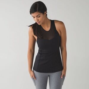 Lululemon Running In The City Tank in Black Size 4